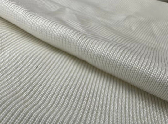 White Diamond Yarn Wear Resistant HPPE Polyester Spandex Pre Cuts Resistant Cut